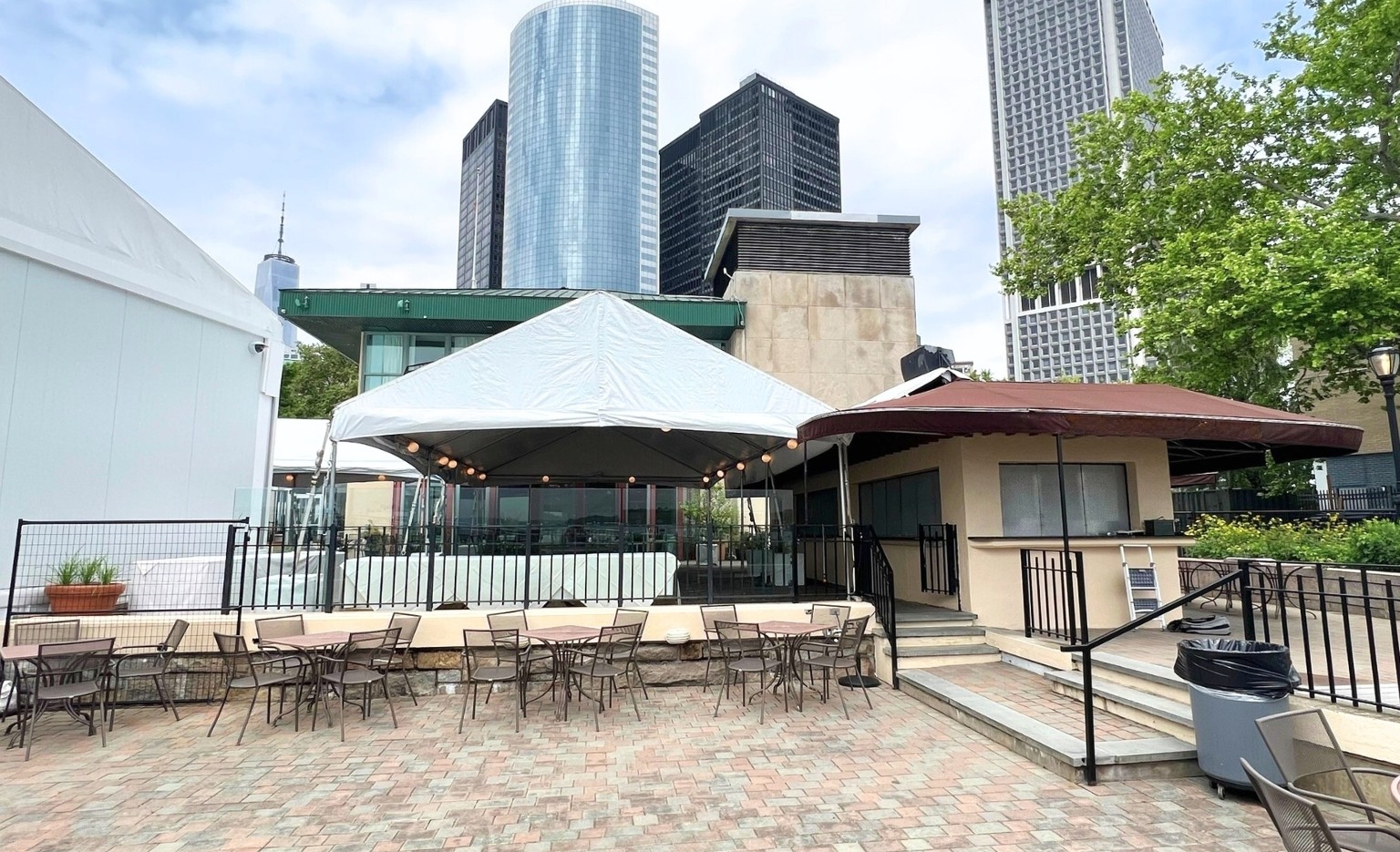 How to Adapt Your Restaurant or Venue for Local Festivals and Community Events